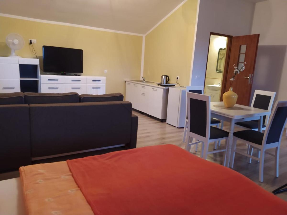 Apartamento Mocik Jastrzębia Góra Exterior foto
