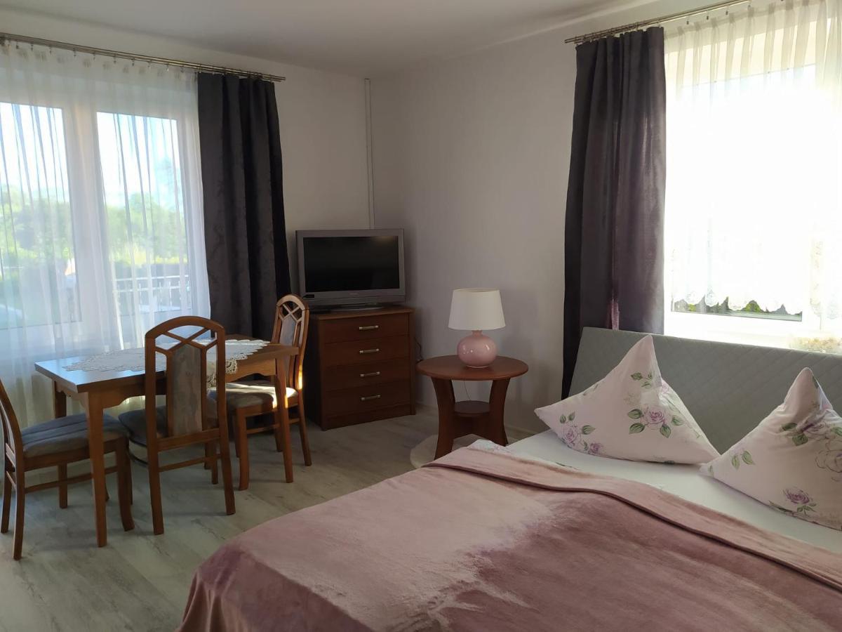Apartamento Mocik Jastrzębia Góra Exterior foto
